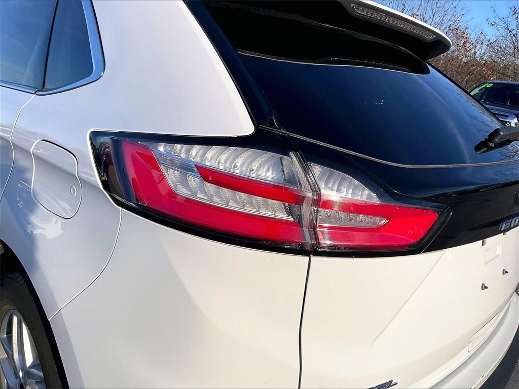 Used 2023 Ford Edge SEL image 30
