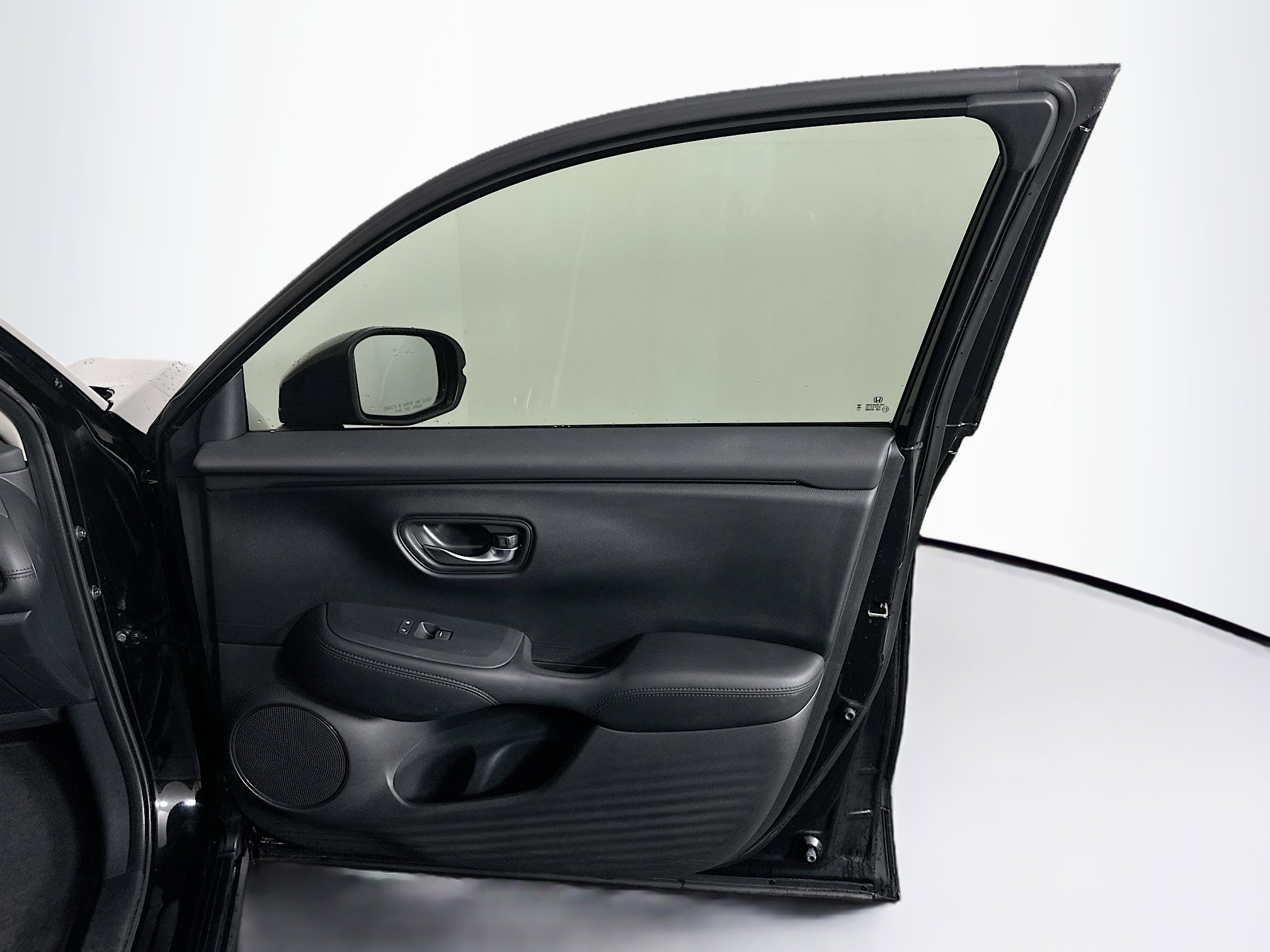 Used 2024 Honda HR-V LX image 29