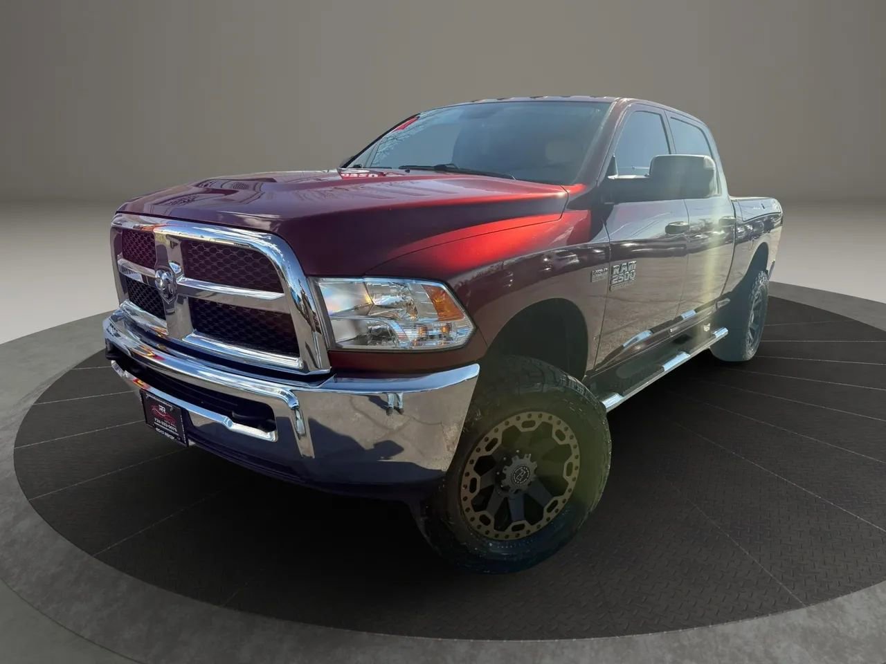 Used 2016 RAM 2500 Tradesman w/ Chrome Appearance Group AWD/4WD image 2