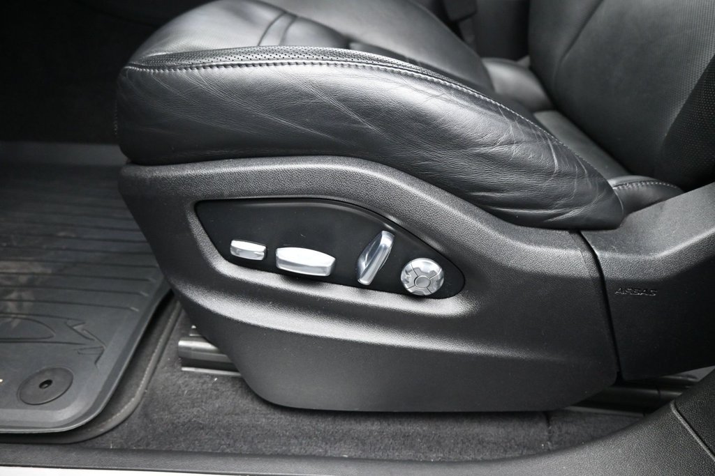 Used 2021 Porsche Cayenne AWD/4WD image 9