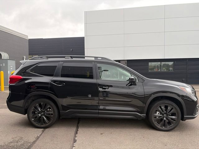 Used 2022 Subaru Ascent Onyx Edition AWD/4WD image 2