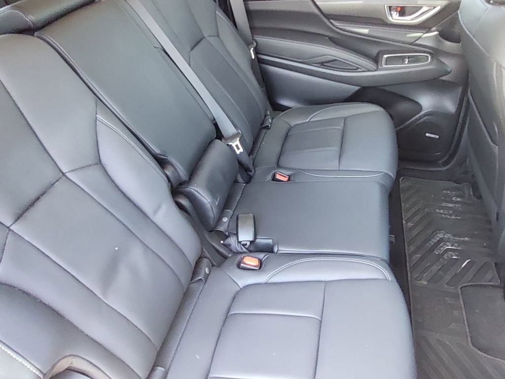 Used 2023 Subaru Ascent Limited w/ Technology Package AWD/4WD image 34