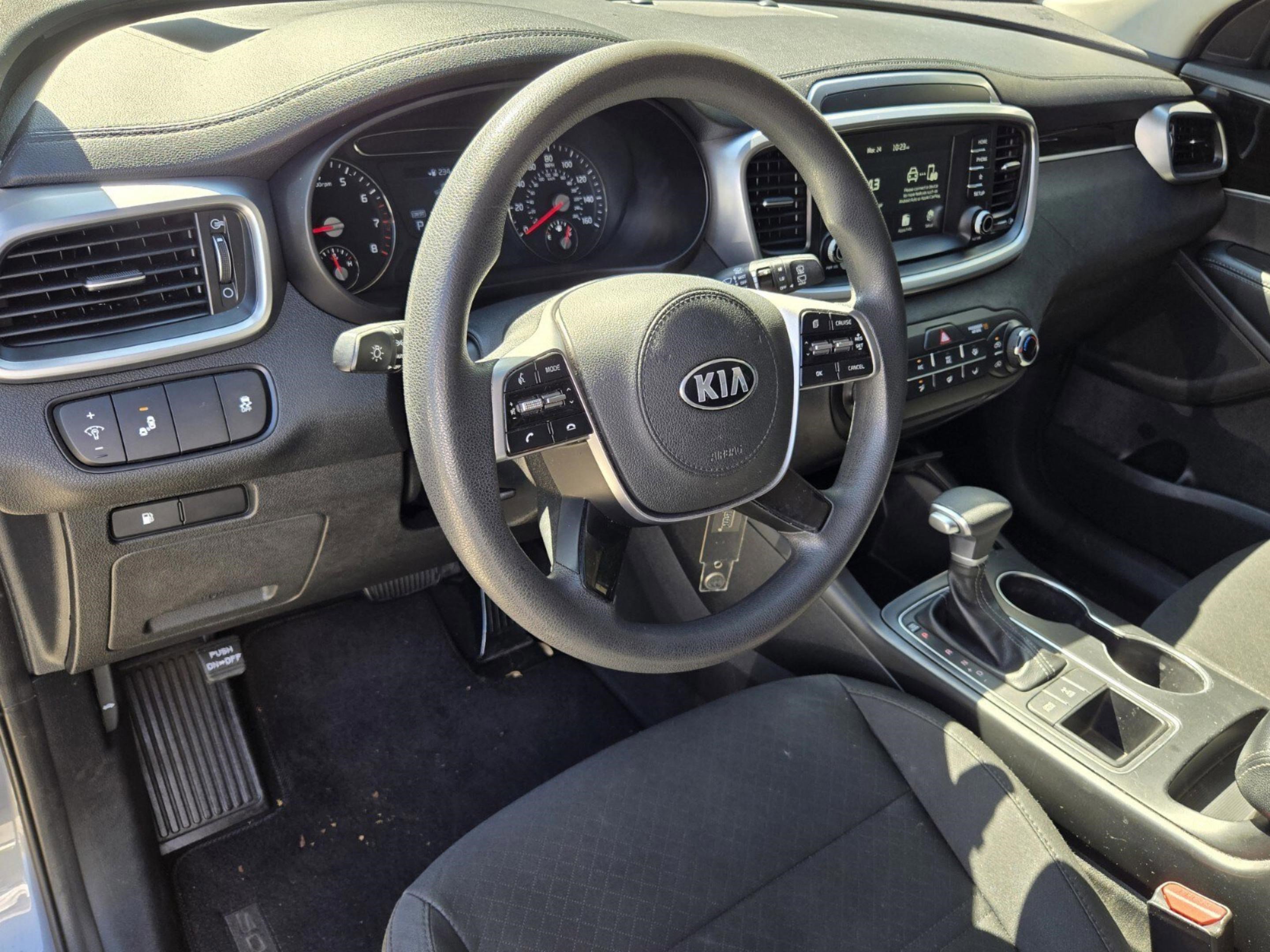 Used 2020 Kia Sorento LX image 34