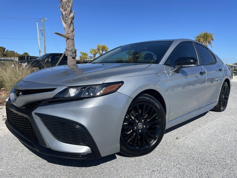 Used 2022 Toyota Camry SE w/ Convenience Package FWD image 29