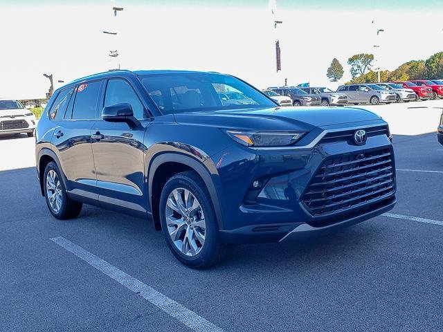 New 2026 Toyota Grand Highlander Limited image 3