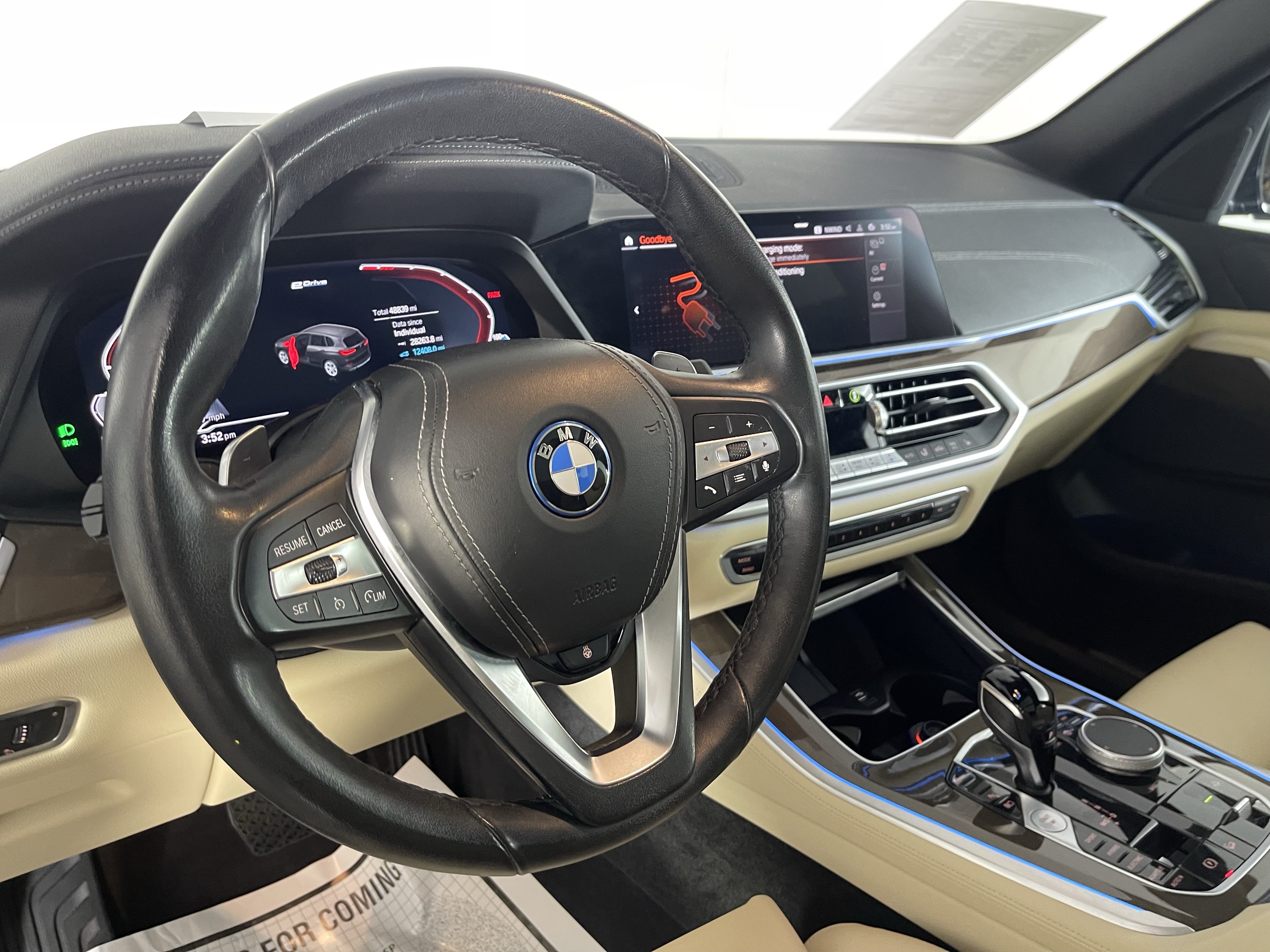 Used 2022 BMW X5 xDrive45e w/ Premium Package AWD/4WD image 12