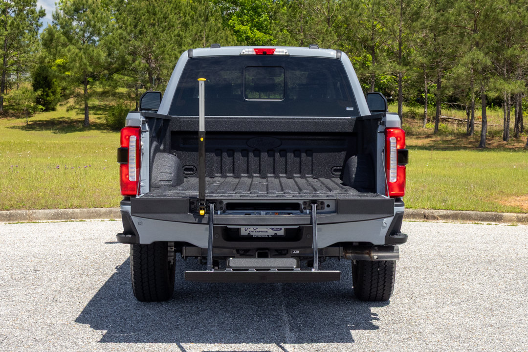 New 2026 Ford F250 Lariat w/ Black Appearance Package AWD/4WD image 10