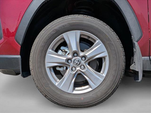 Used 2025 Toyota RAV4 XLE image 24