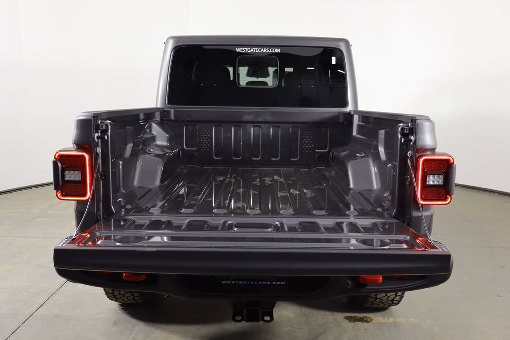 New 2026 Jeep Gladiator Rubicon w/ Steel Power Dome Hood Package AWD/4WD image 18