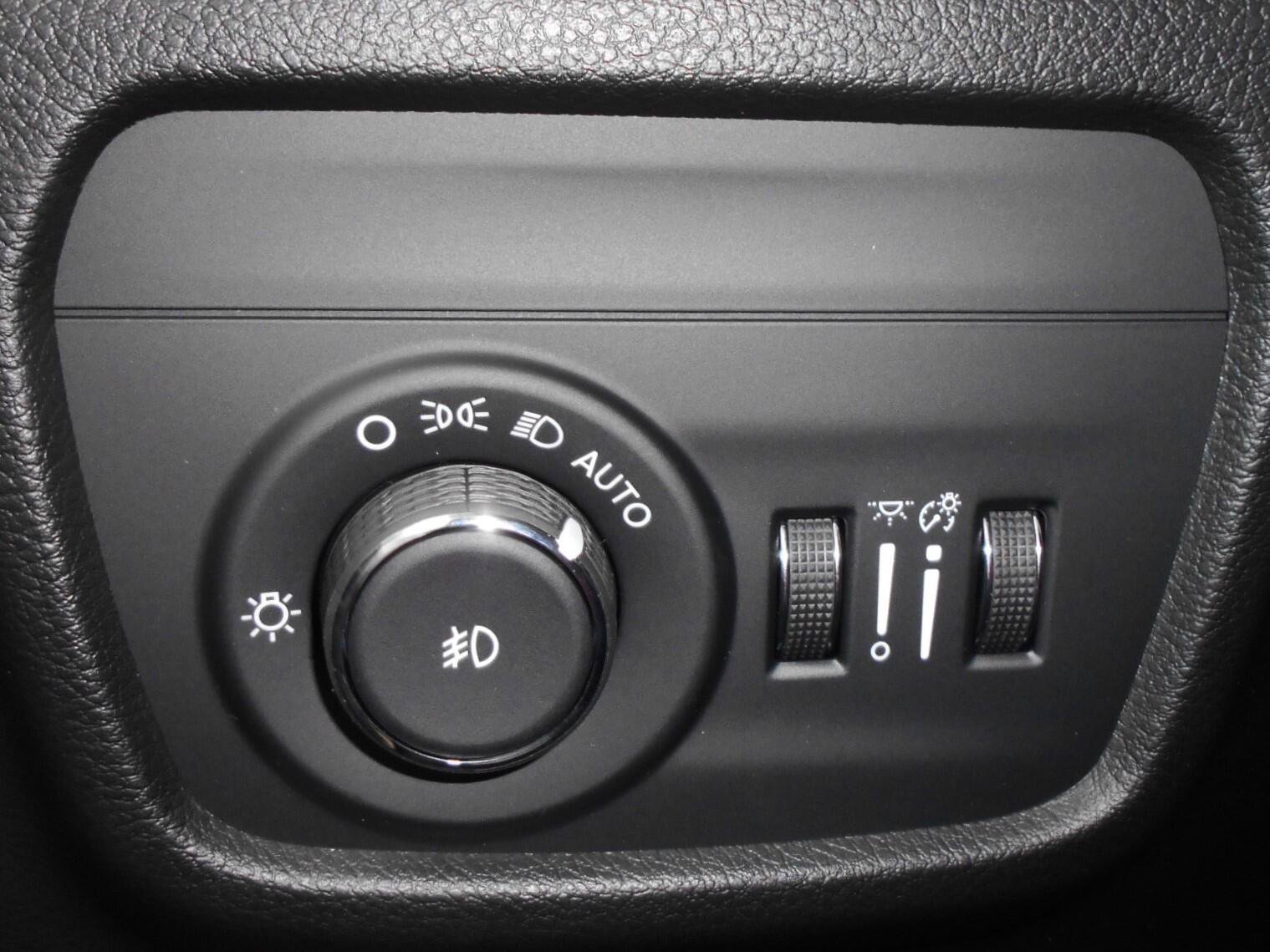 New 2026 Jeep Grand Cherokee L Limited AWD/4WD image 16