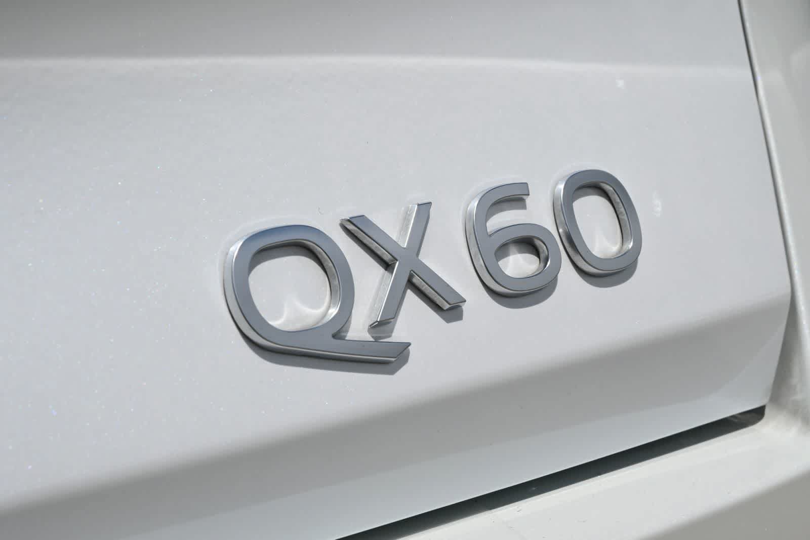 Certified 2026 INFINITI QX60 Luxe w/ Cargo Package FWD image 19