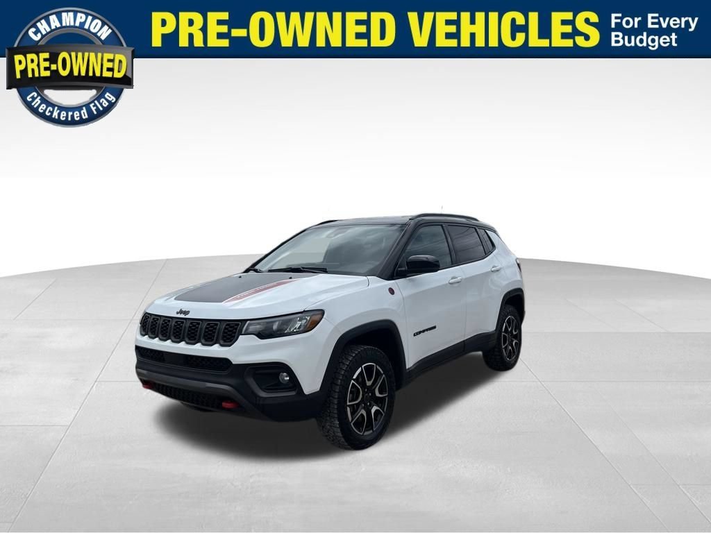 Used 2025 Jeep Compass Trailhawk