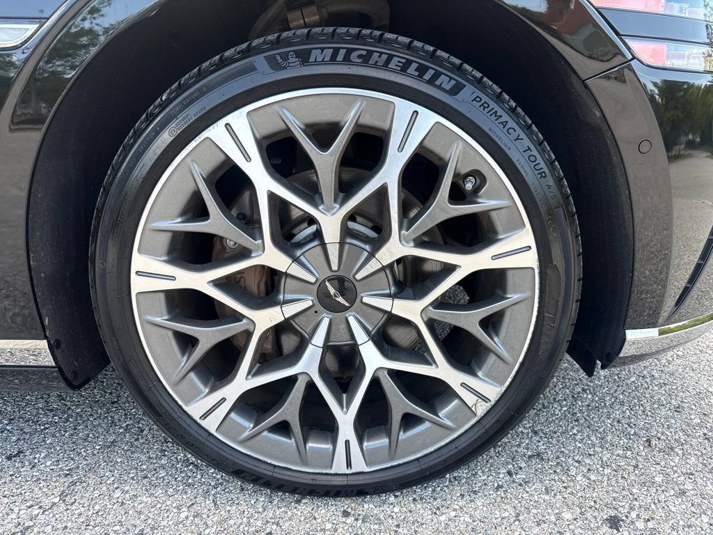 Used 2025 Genesis G90 3.5T AWD/4WD image 12