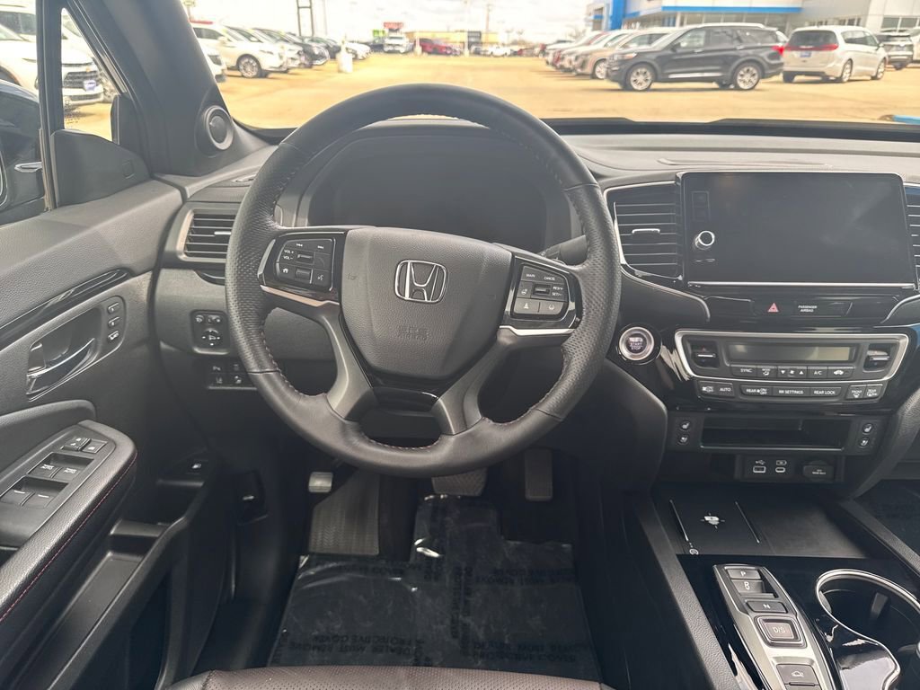 Used 2024 Honda Ridgeline Black Edition image 16