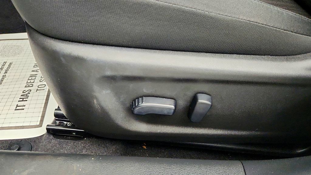 Used 2025 Nissan Altima 2.5 SV image 10