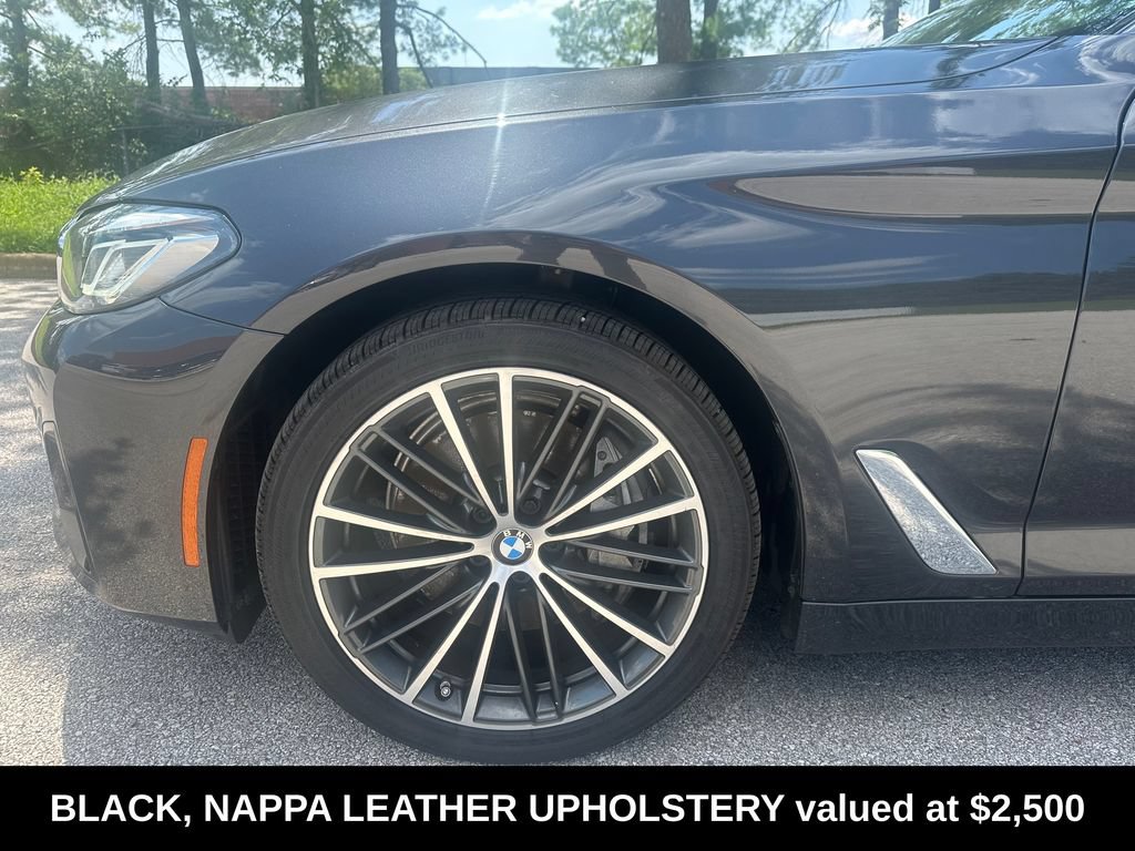 Used 2023 BMW 540i xDrive w/ Premium Package AWD/4WD image 3