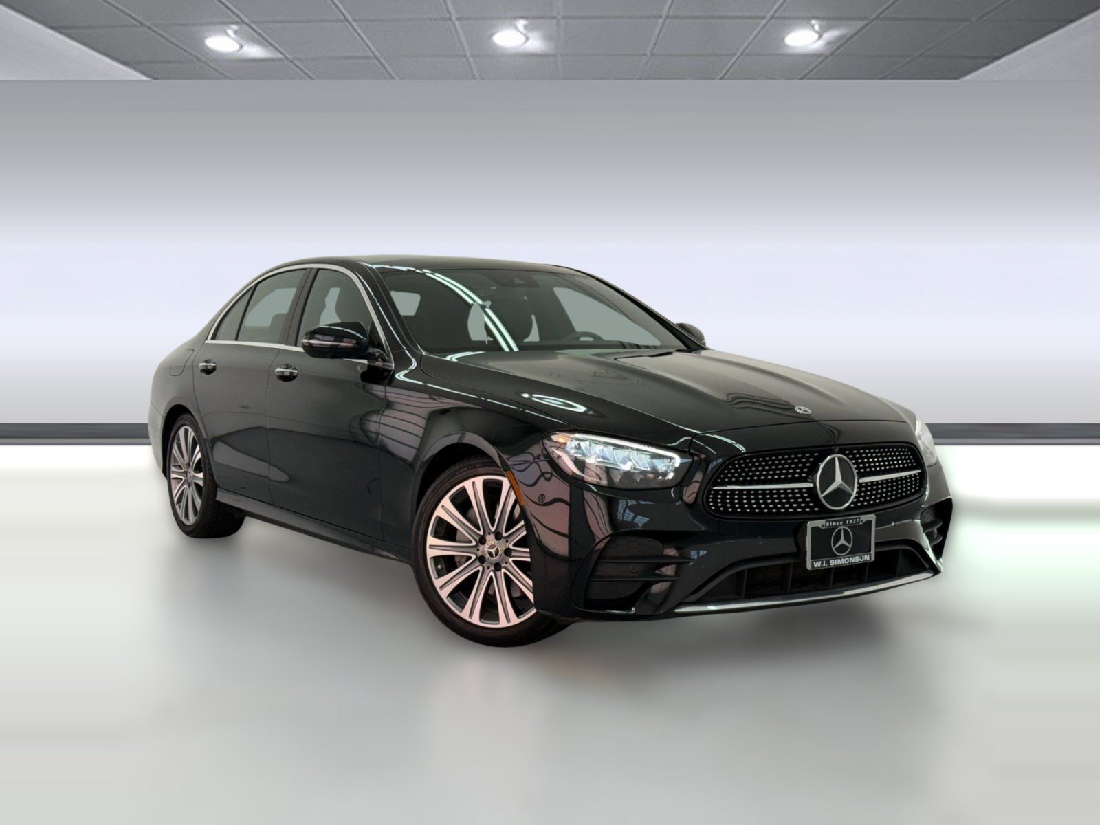 Used 2023 Mercedes-Benz E 350 Sedan image 6