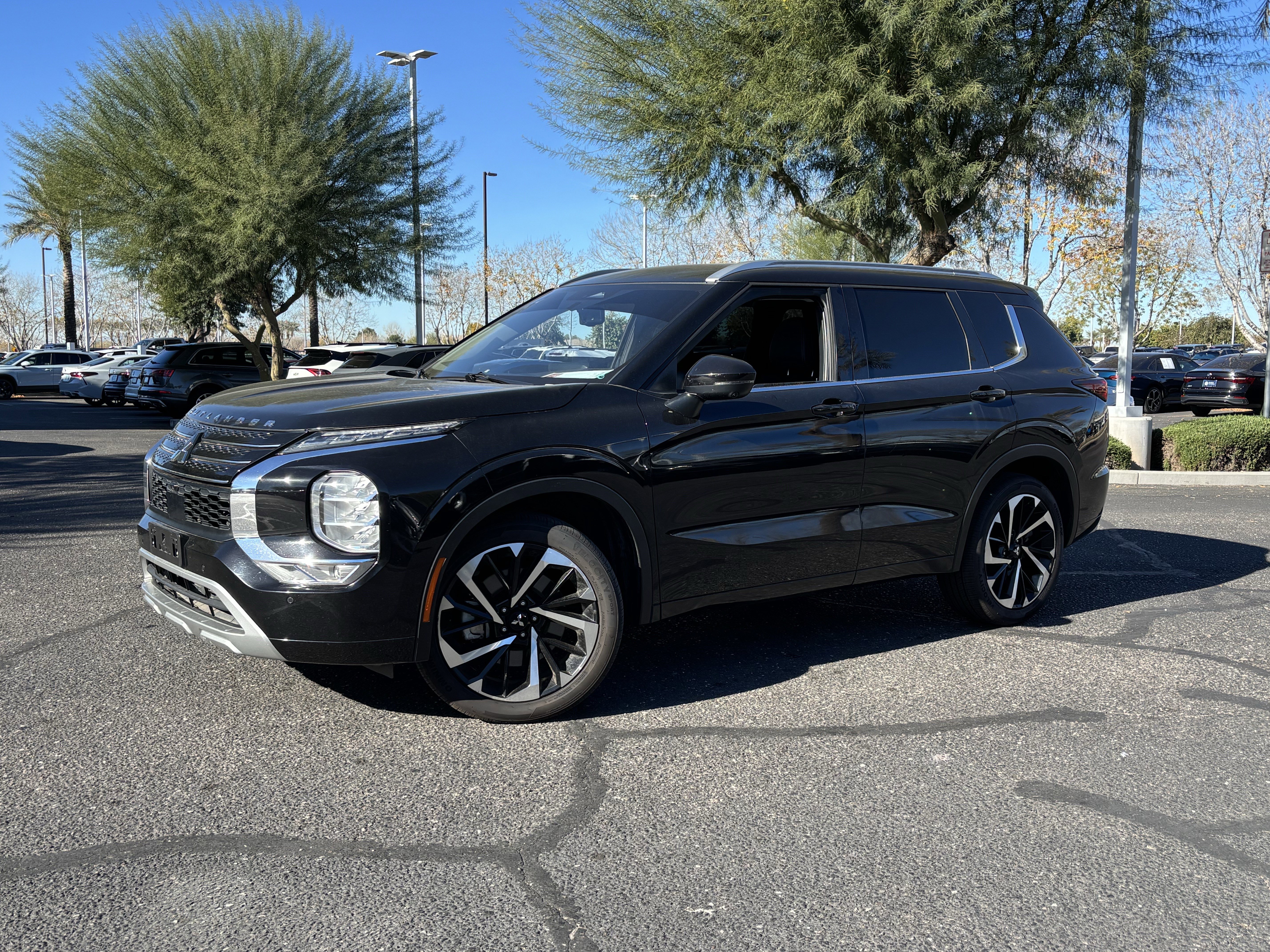 Used 2022 Mitsubishi Outlander SEL image 31