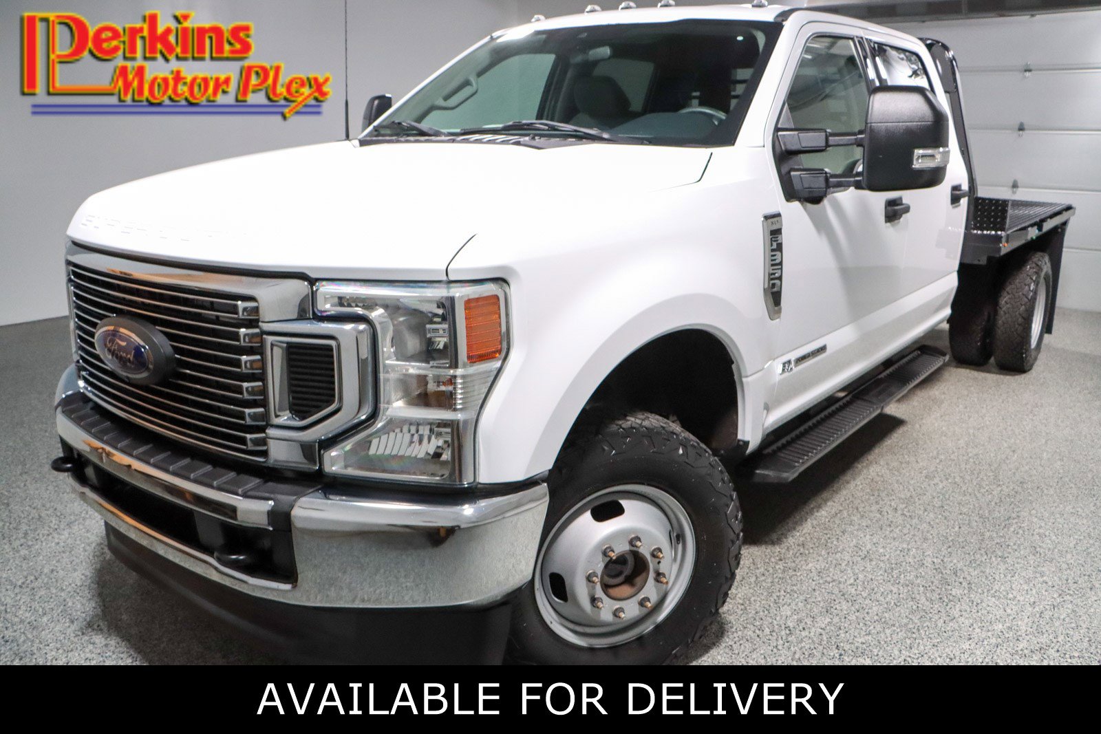 Used 2022 Ford F350 XLT image 1