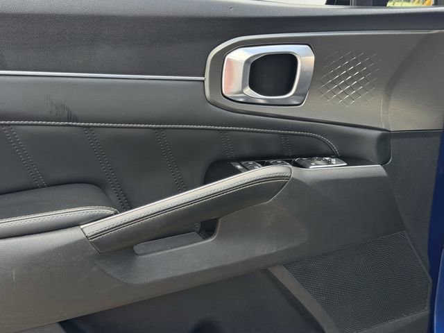 Used 2022 Kia Sorento SX image 25