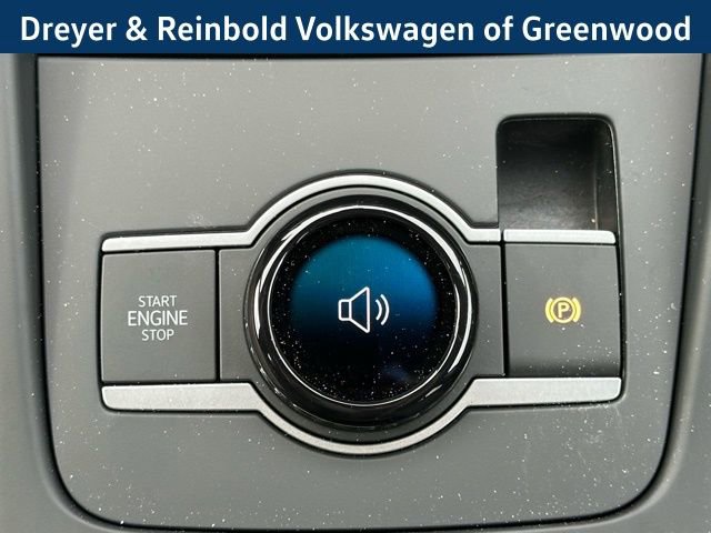 New 2026 Volkswagen Tiguan SE AWD/4WD image 19