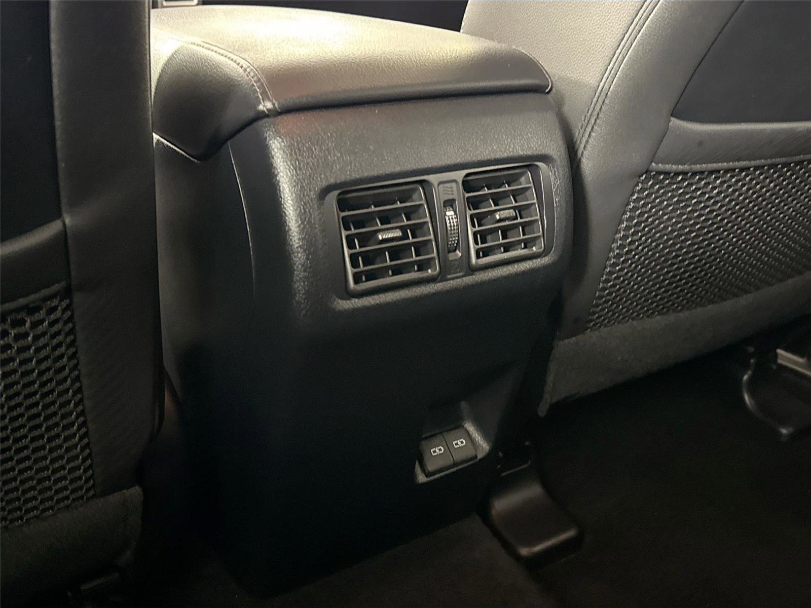 Certified 2024 Toyota 4Runner TRD Sport image 32