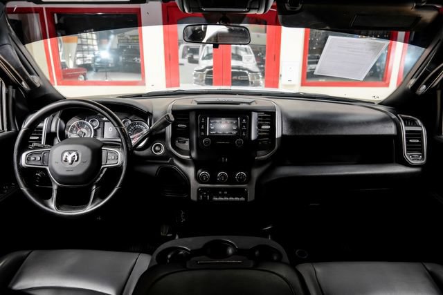 Used 2024 RAM 3500 Tradesman w/ Chrome Appearance Group AWD/4WD image 15