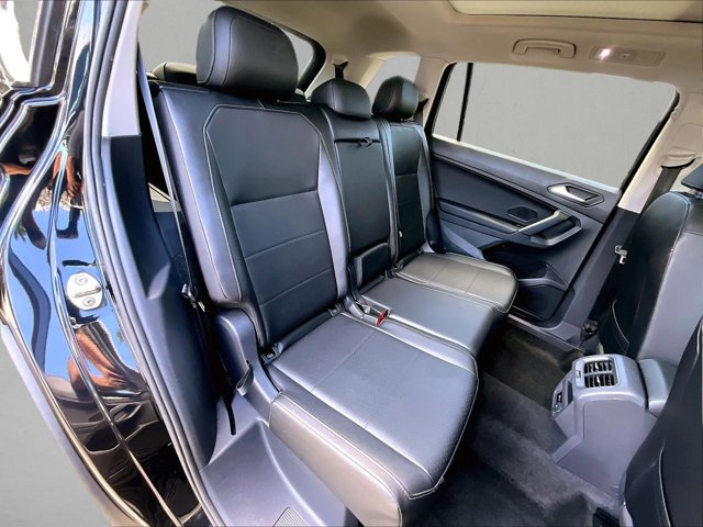 Used 2019 Volkswagen Tiguan SEL FWD image 29