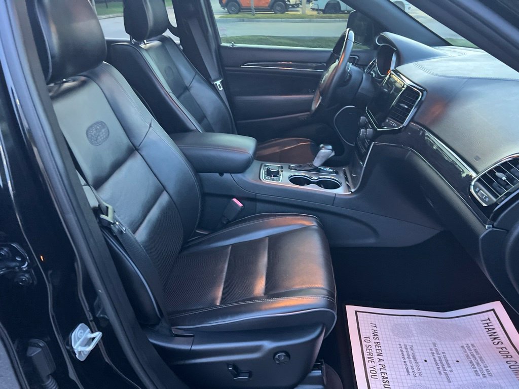 Used 2020 Jeep Grand Cherokee Overland AWD/4WD image 22