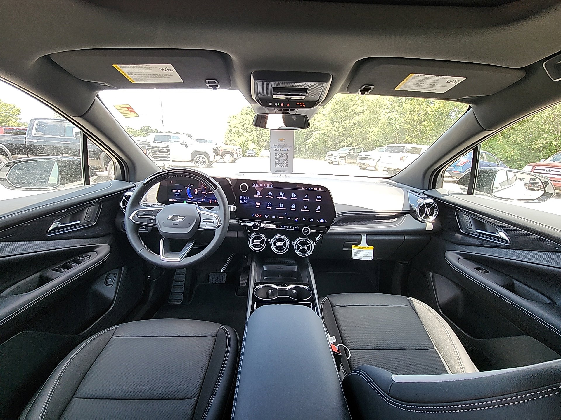 New 2025 Chevrolet Blazer EV LT w/ Super Cruise Package image 30