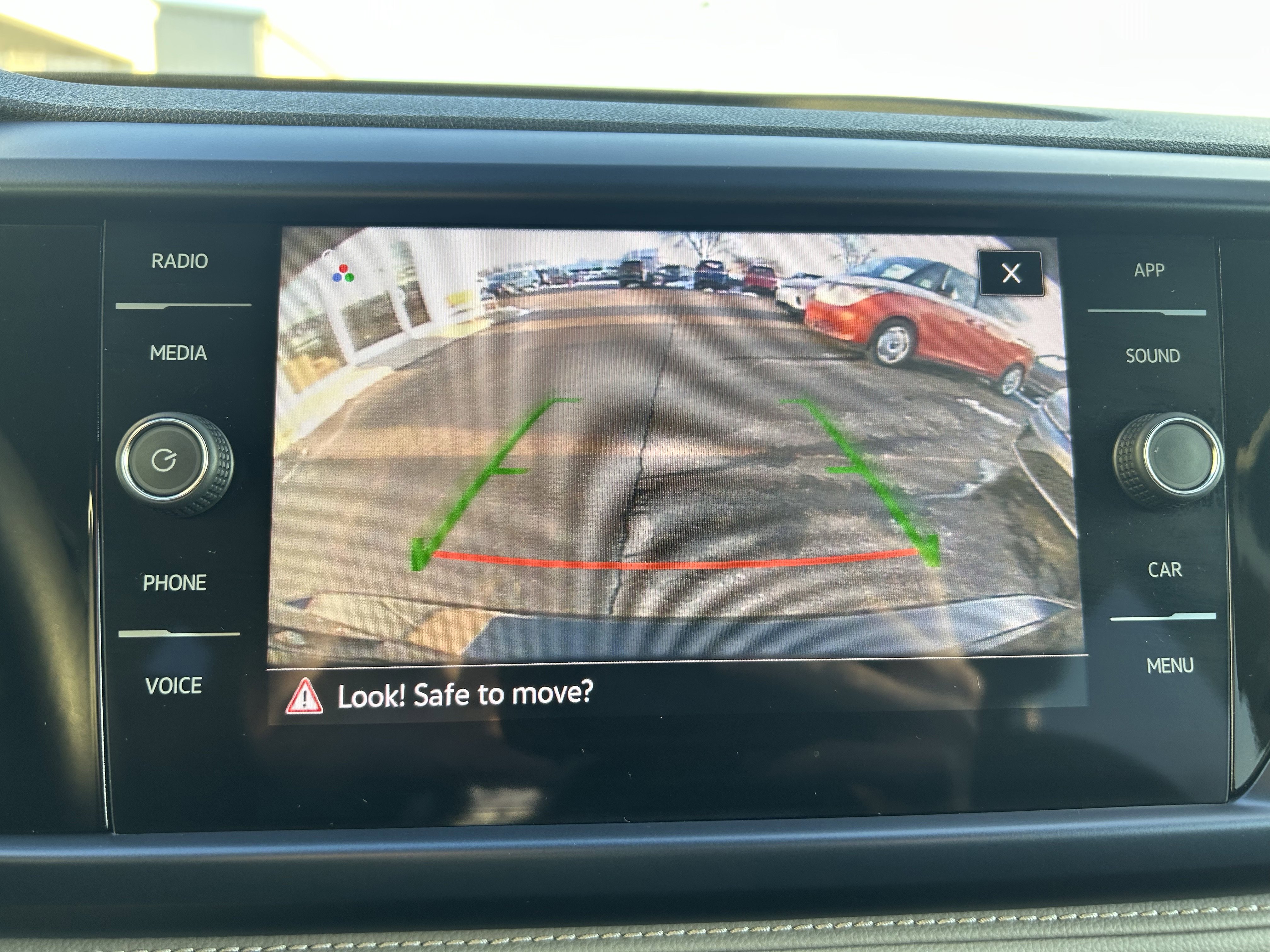 Certified 2024 Volkswagen Taos SE w/ Black Wheel Plus Package image 12