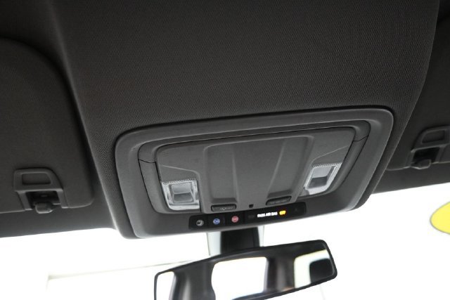 Used 2021 Chevrolet Silverado 1500 LT AWD/4WD image 12