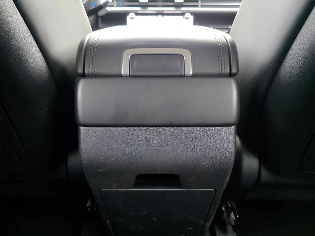 Certified 2025 Hyundai Santa Fe SEL image 18