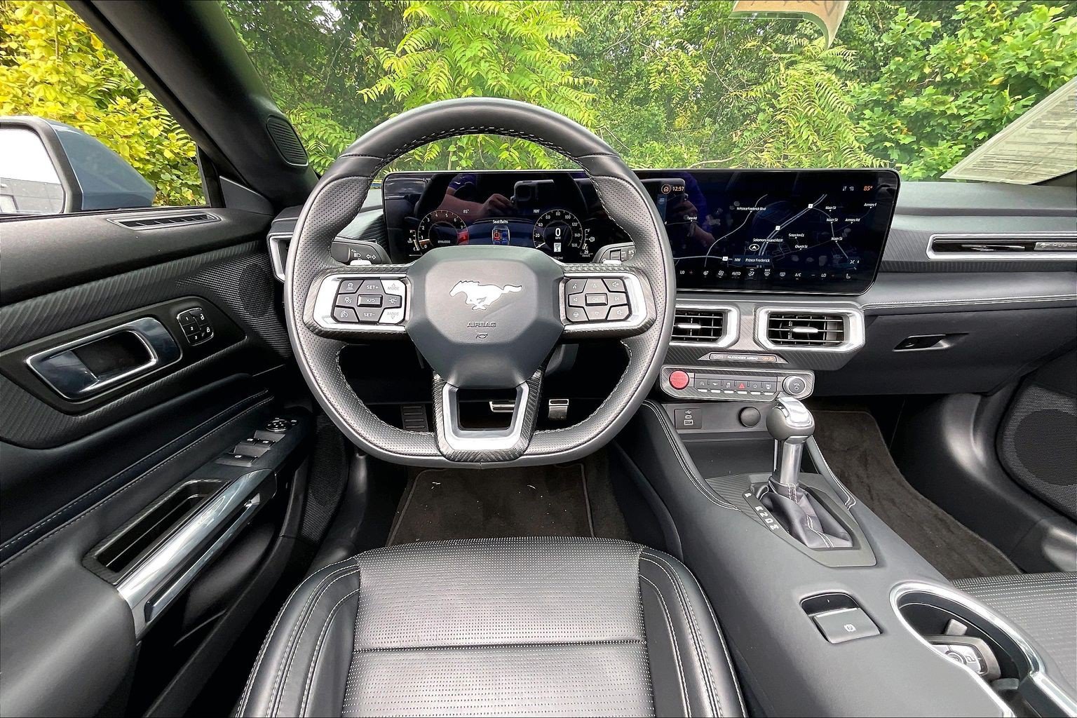 Used 2025 Ford Mustang GT Premium RWD image 5