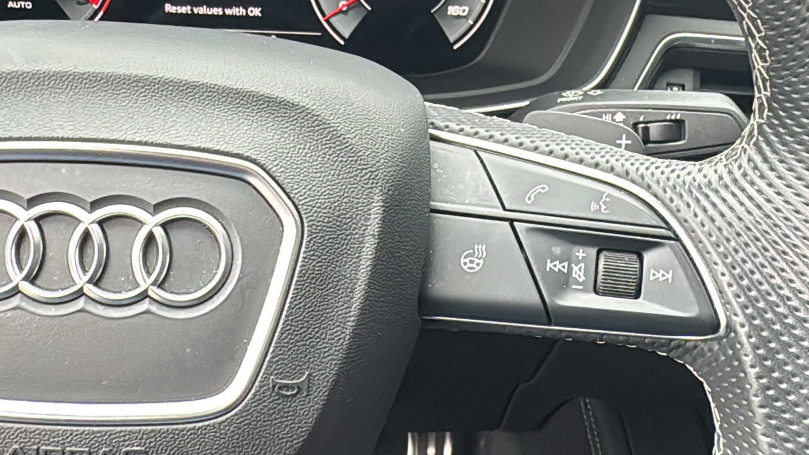 Used 2022 Audi S4 Premium Plus w/ Premium Plus Package image 24