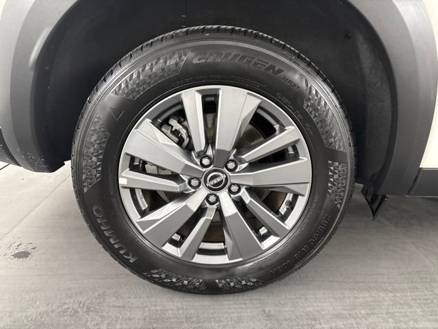 Used 2025 Nissan Pathfinder SV AWD/4WD image 11