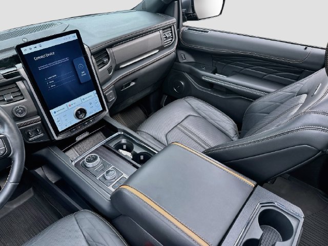 Used 2023 Ford Expedition Platinum AWD/4WD image 26