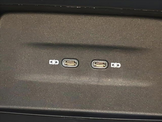 New 2026 Volkswagen Atlas Cross Sport SE image 11