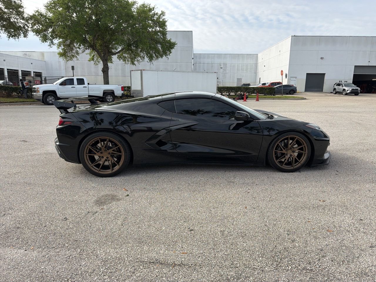 Used 2025 Chevrolet Corvette Stingray Coupe w/ Z51 Performance Package image 6