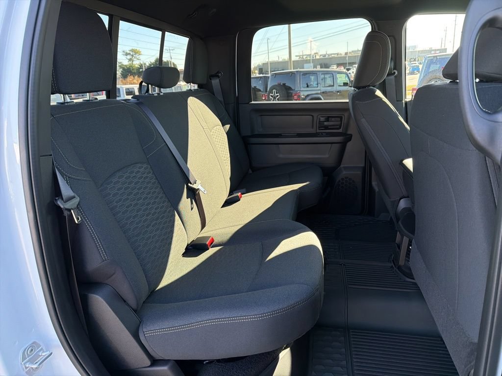 New 2026 RAM 3500 Tradesman AWD/4WD image 18
