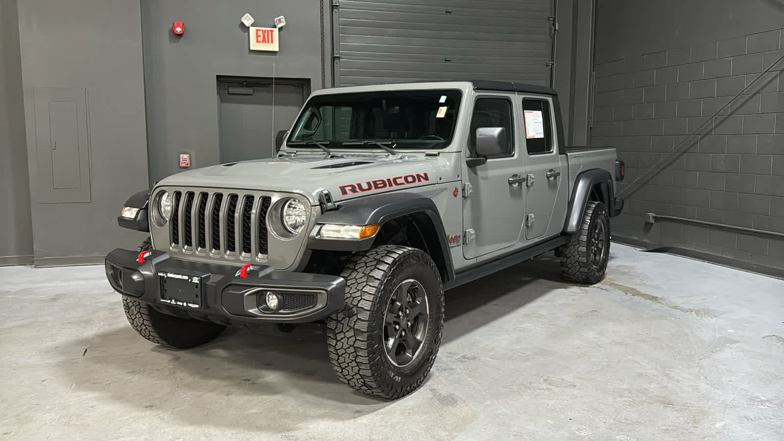 Used 2022 Jeep Gladiator Rubicon w/ Cold Weather Group AWD/4WD image 3
