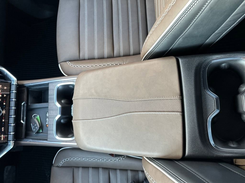 New 2026 GMC Acadia Denali Ultimate AWD/4WD image 29