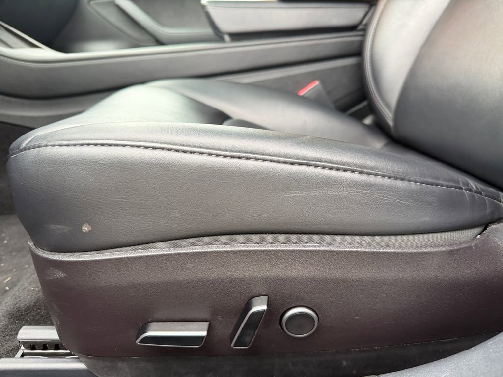 Used 2023 Tesla Model 3 Standard Range image 19