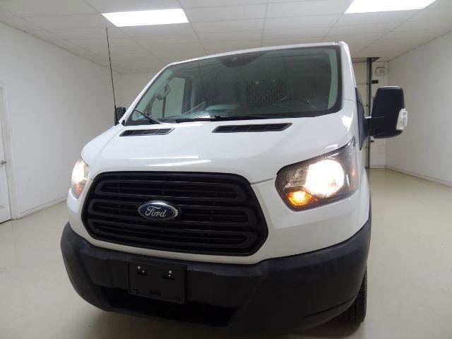 Used 2019 Ford Transit 250 130 Low Roof image 9