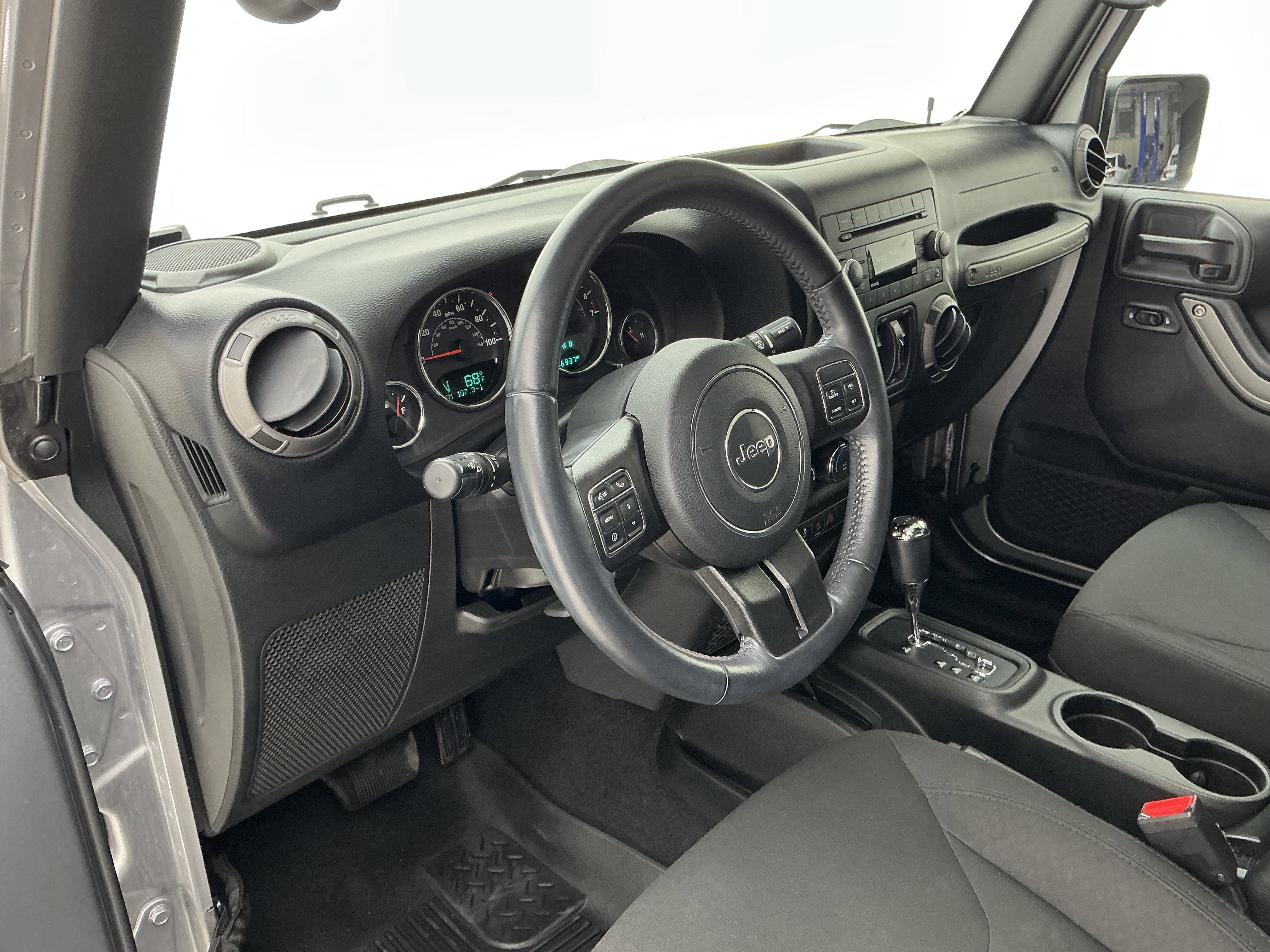 Used 2018 Jeep Wrangler Unlimited Sport S image 12