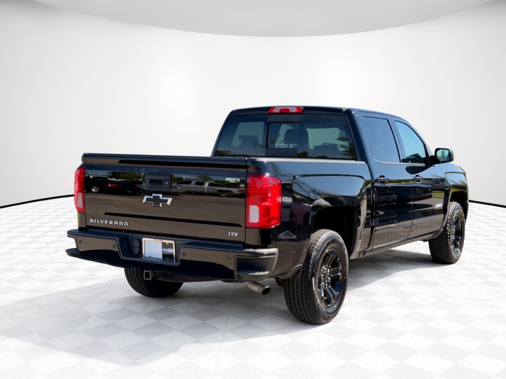 Used 2017 Chevrolet Silverado 1500 LTZ Z71 w/ LTZ Plus Package AWD/4WD image 9