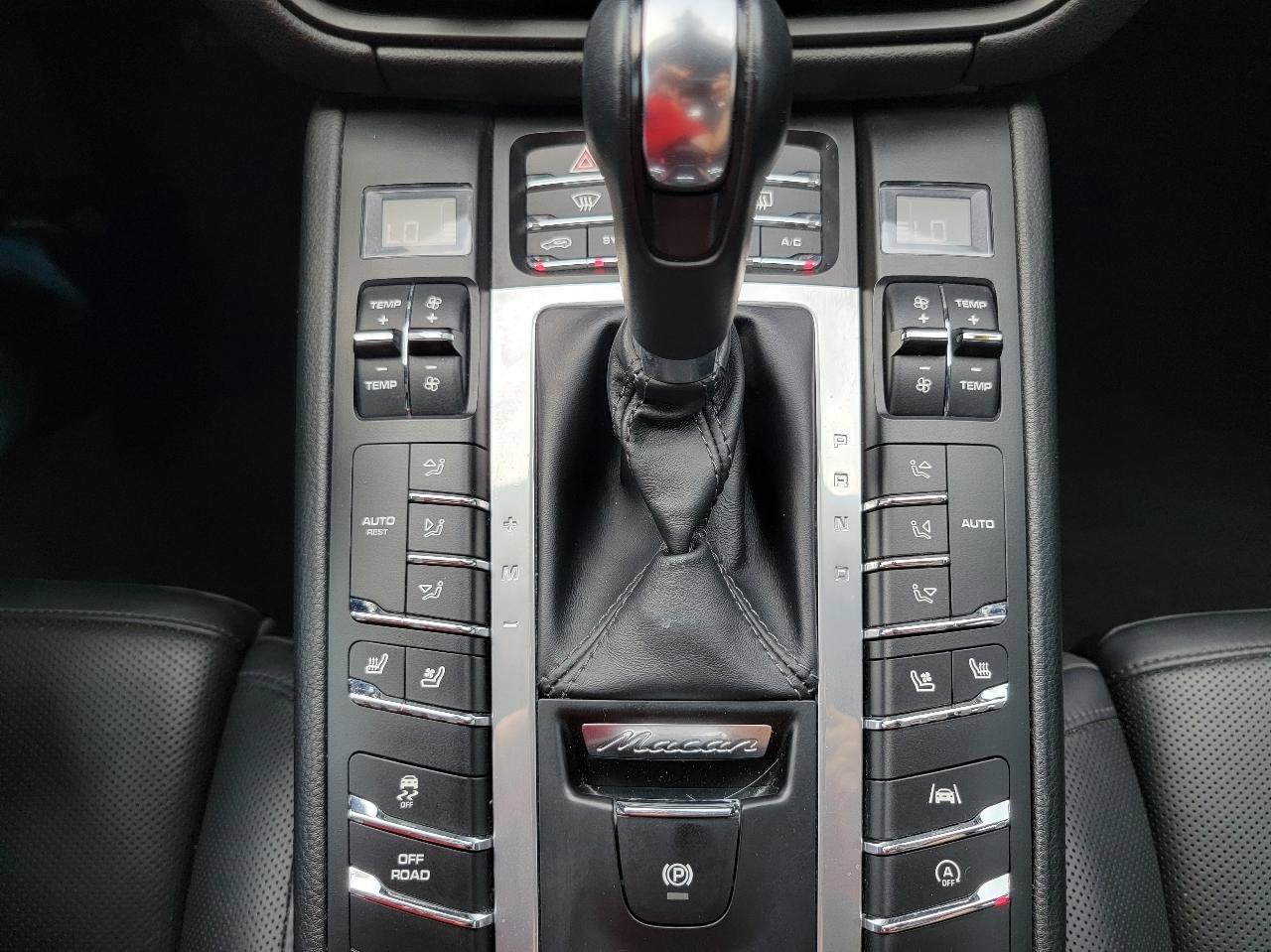 Used 2019 Porsche Macan S AWD/4WD image 31