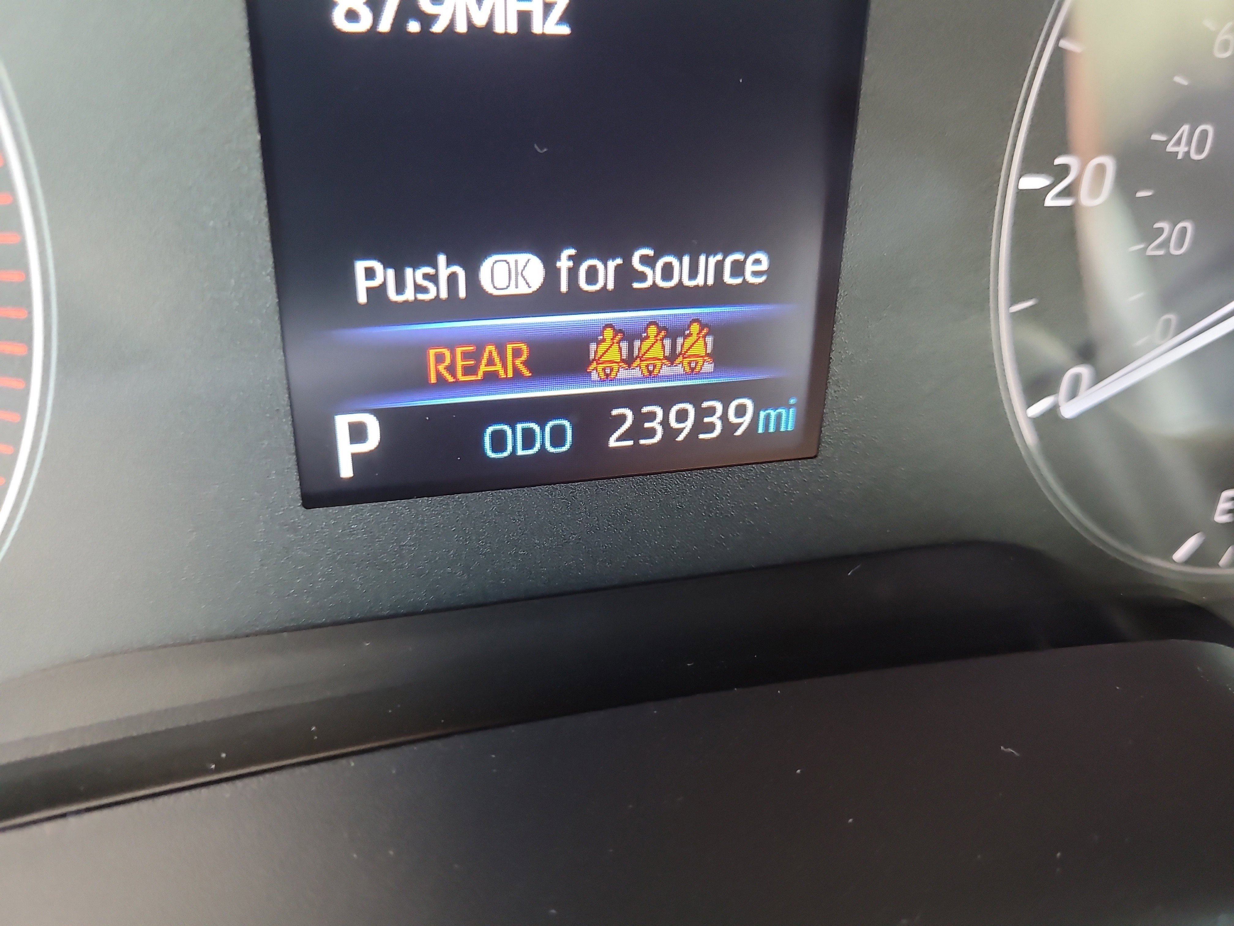 Certified 2024 Toyota Corolla LE FWD image 31