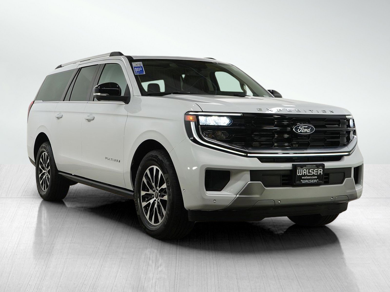 Used 2025 Ford Expedition Max Platinum AWD/4WD image 8