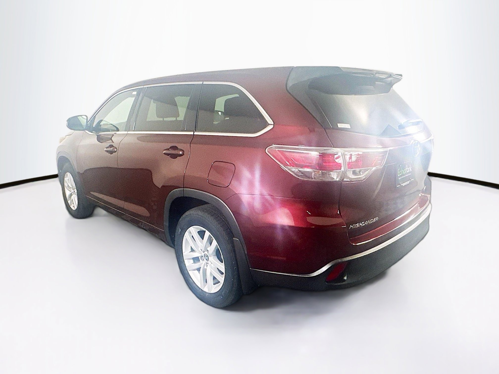 Used 2016 Toyota Highlander LE image 5